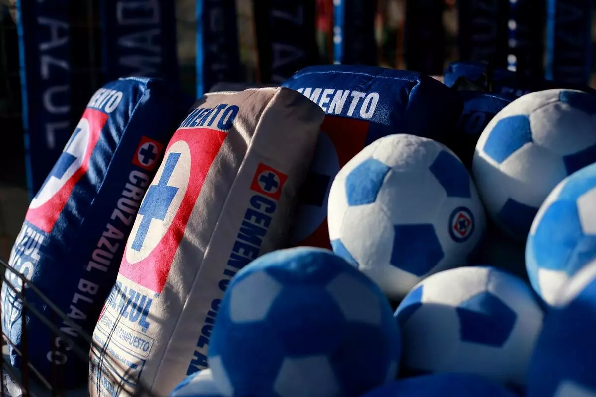 Team México retira patrocinio a Pláticas del Mal tras polémica con Cruz Azul Femenil