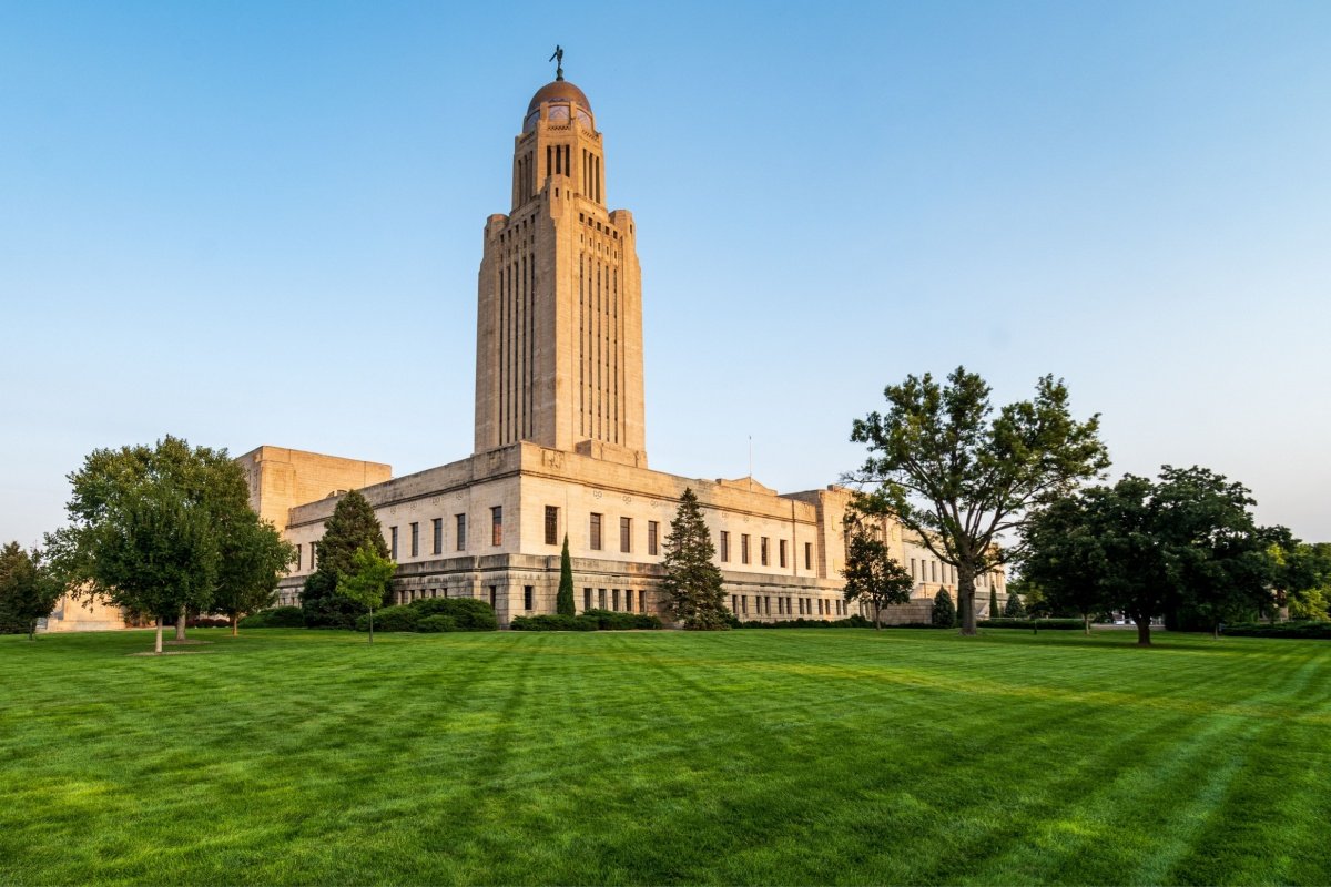 Nebraska Faces Budget Strain As Online Gambling Debate Accelerates