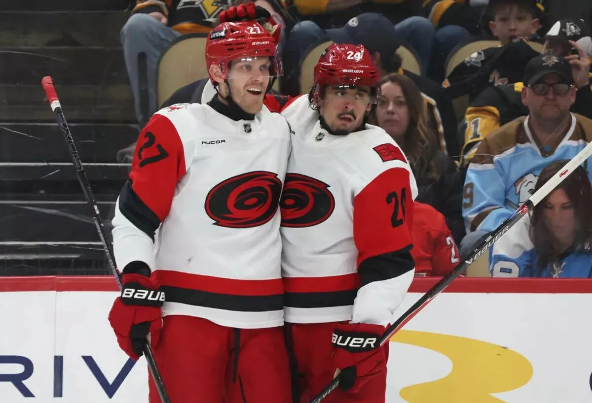 Golden Knights v Hurricanes Predictions (Game 2 – 06/04/2026): Latest News, Picks & Market Movement