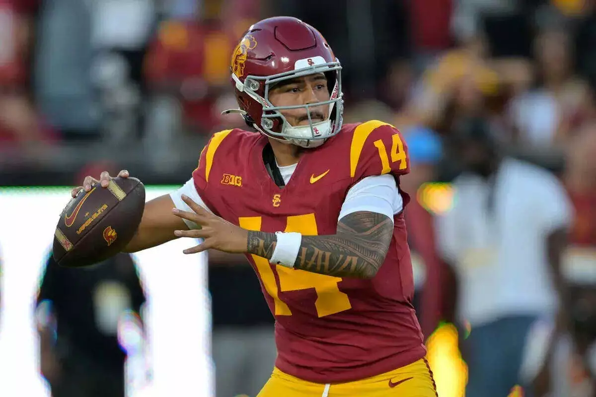 USC Trojans quarterback Jayden Maiava throws a pass