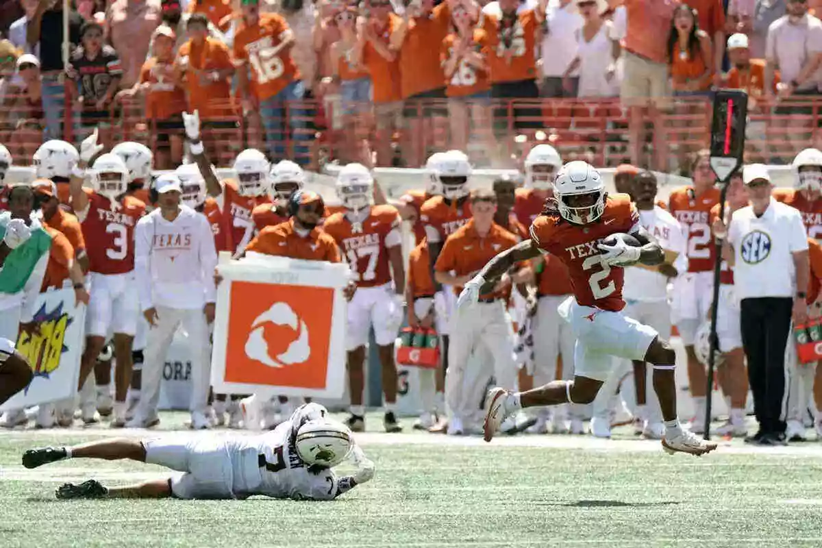 Texas Longhorns v Tennessee Volunteers Winner Predictions (09/26/2026): Latest News, Picks & Market Movement
