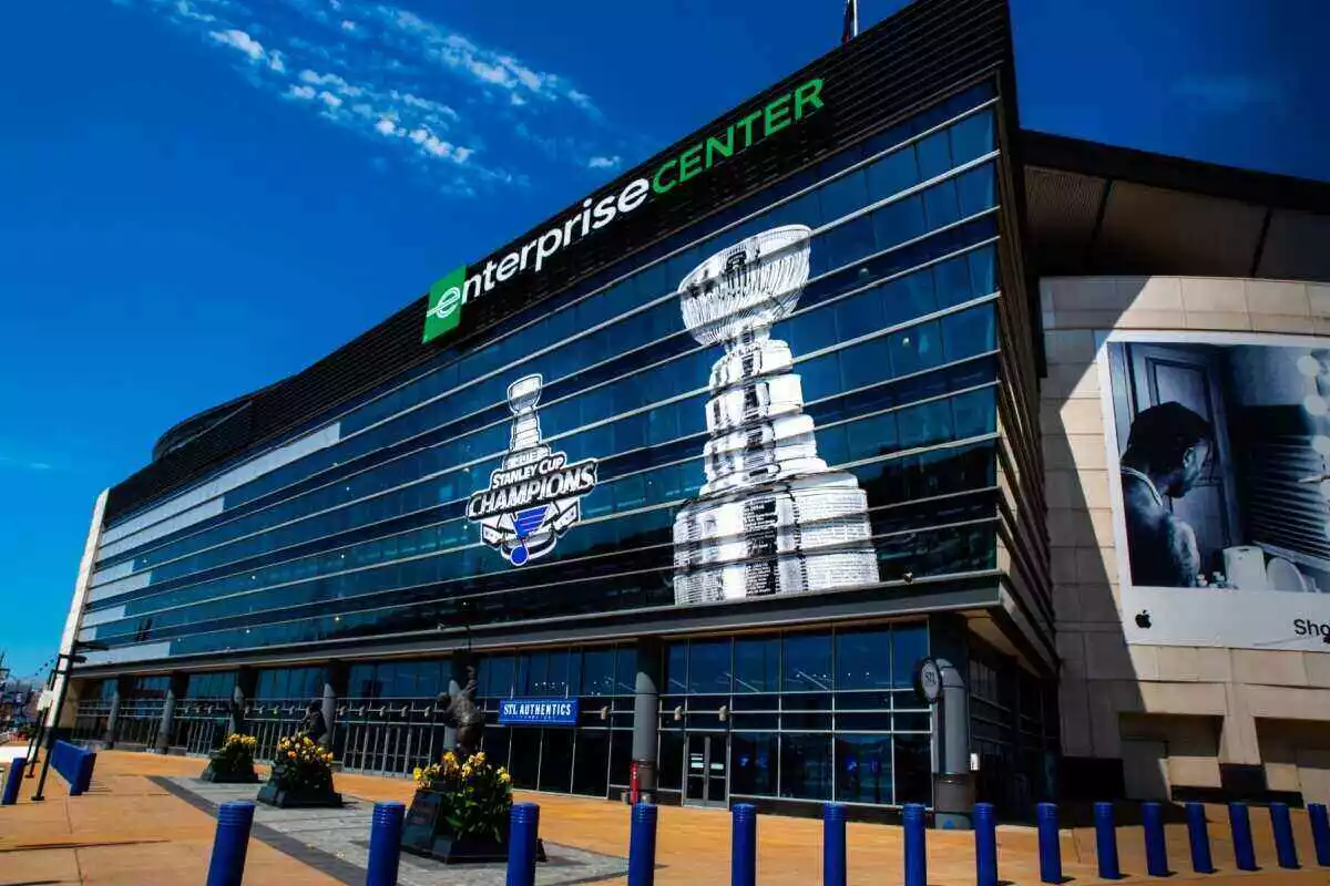 What Underdog, St. Louis Blues Partnership Means For Missouri Sports Betting Launch