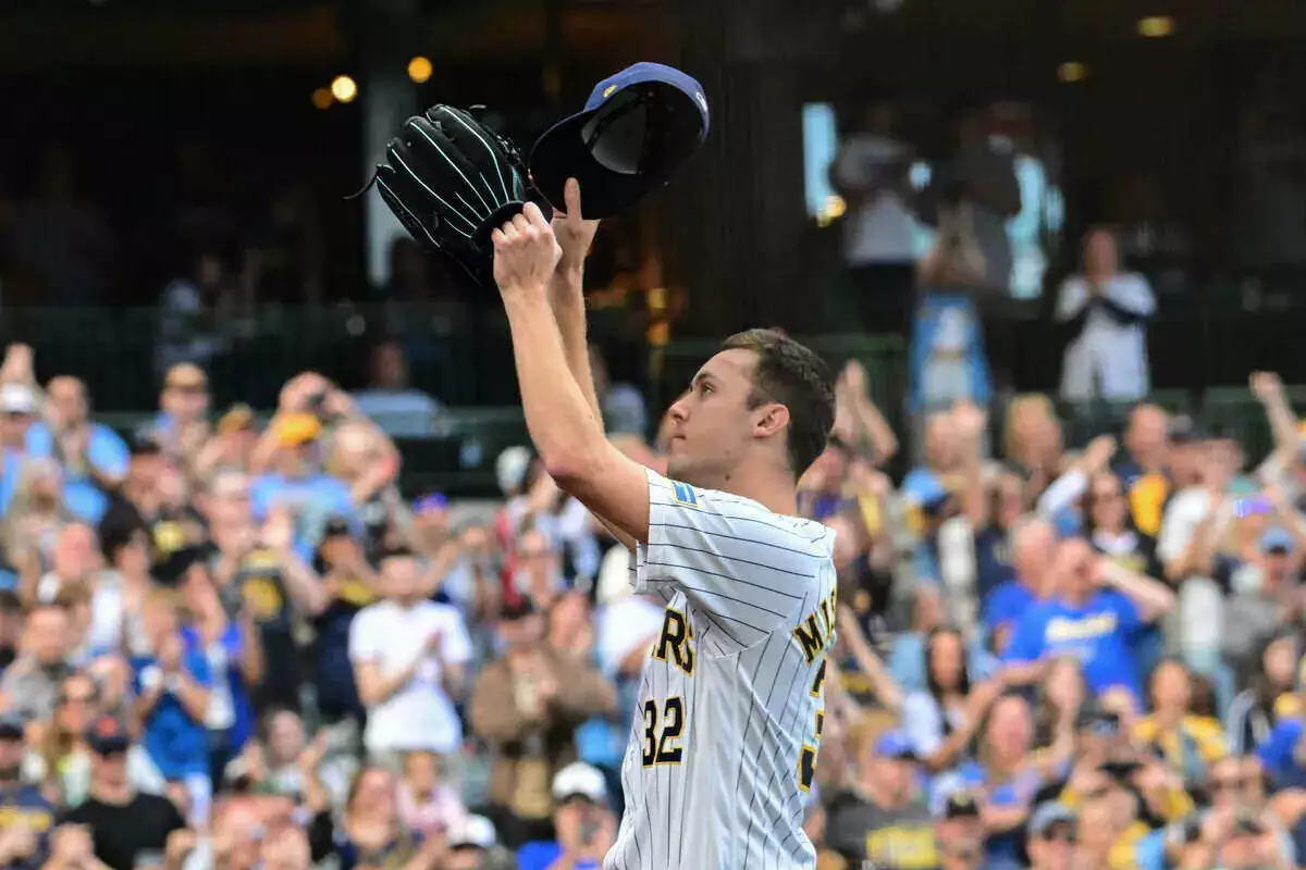 Brewers starting pitcher Jacob Misiorowski tips his cap to fans