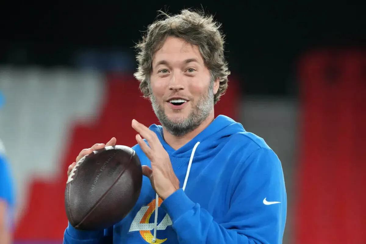 Rams quarterback Matthew Stafford warms up before the game