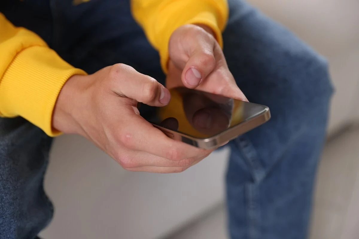 Underage Gambling in Ontario Raises Age Verification Concerns